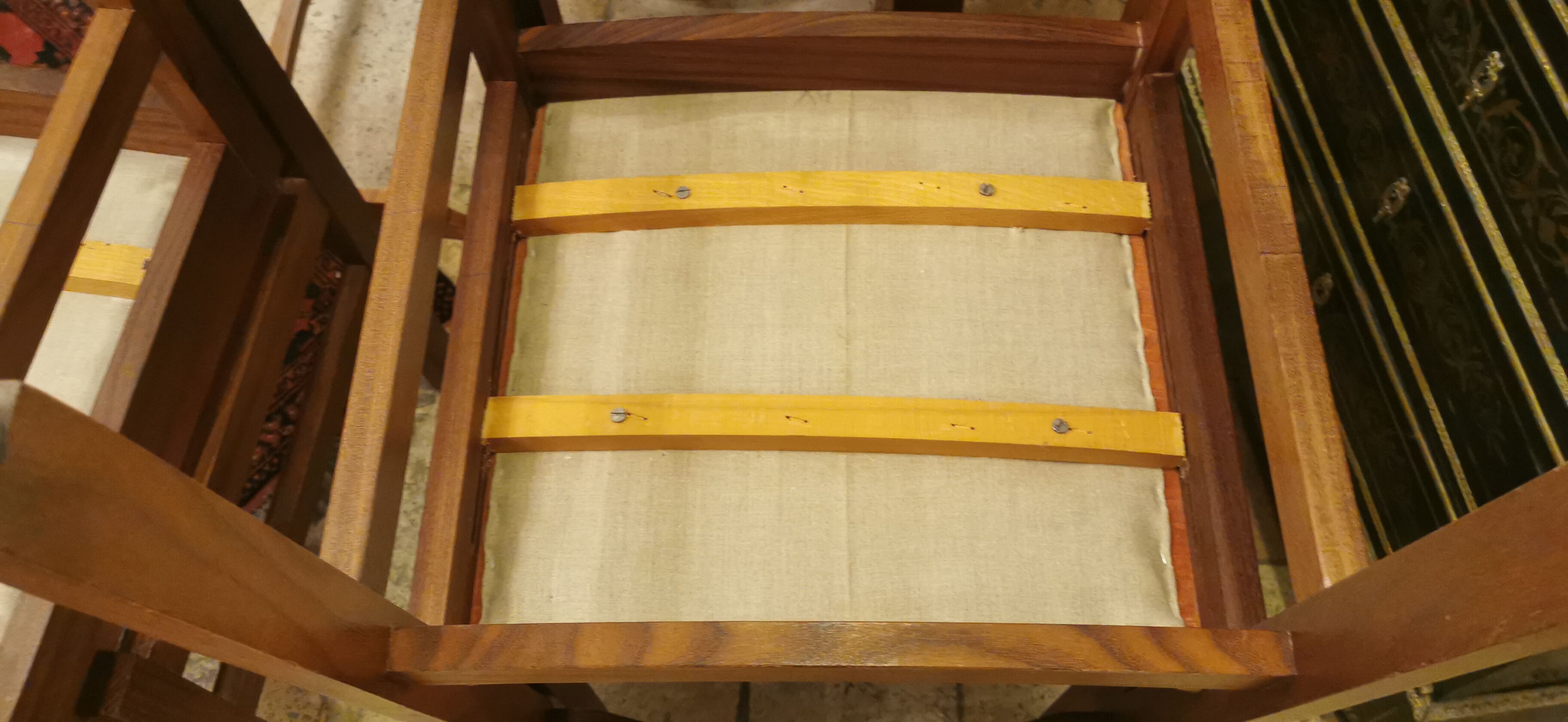 Set of 4 Danish Scandinavian chairs