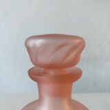 Flacon en verre rose