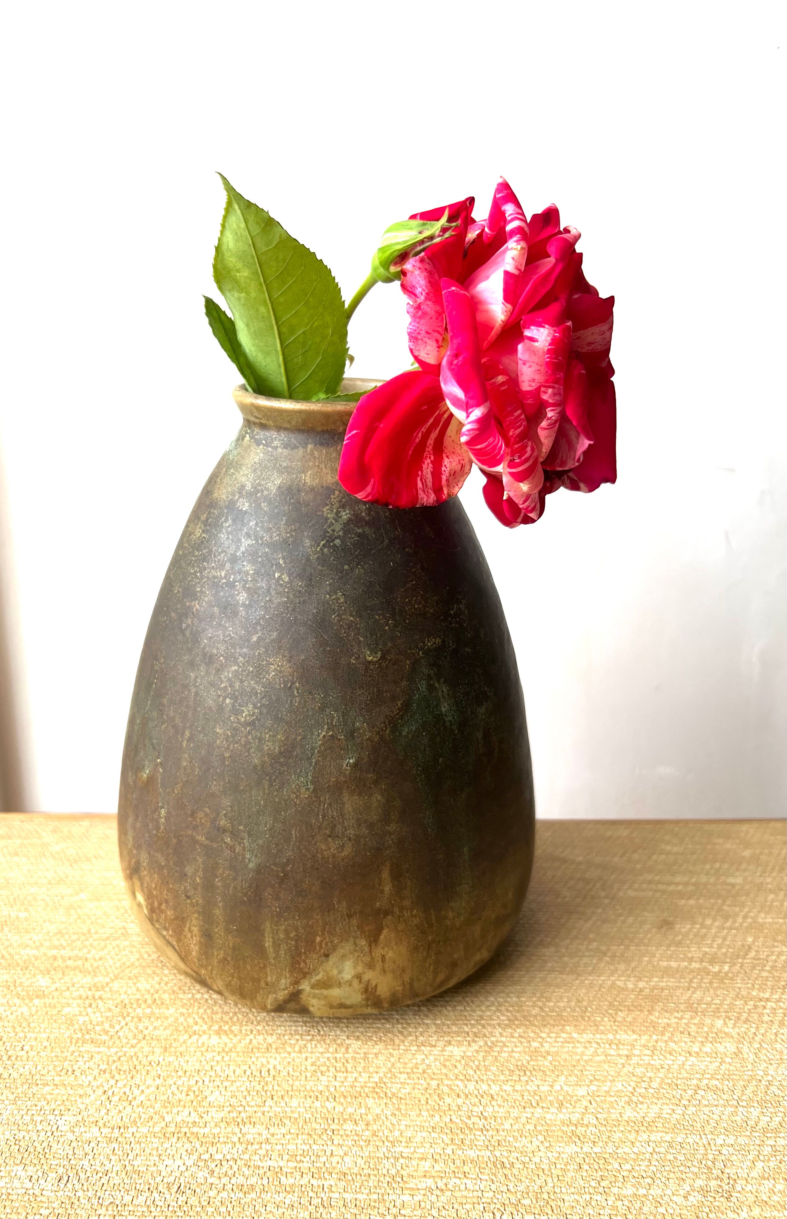 Montigny sandstone vase on the distance