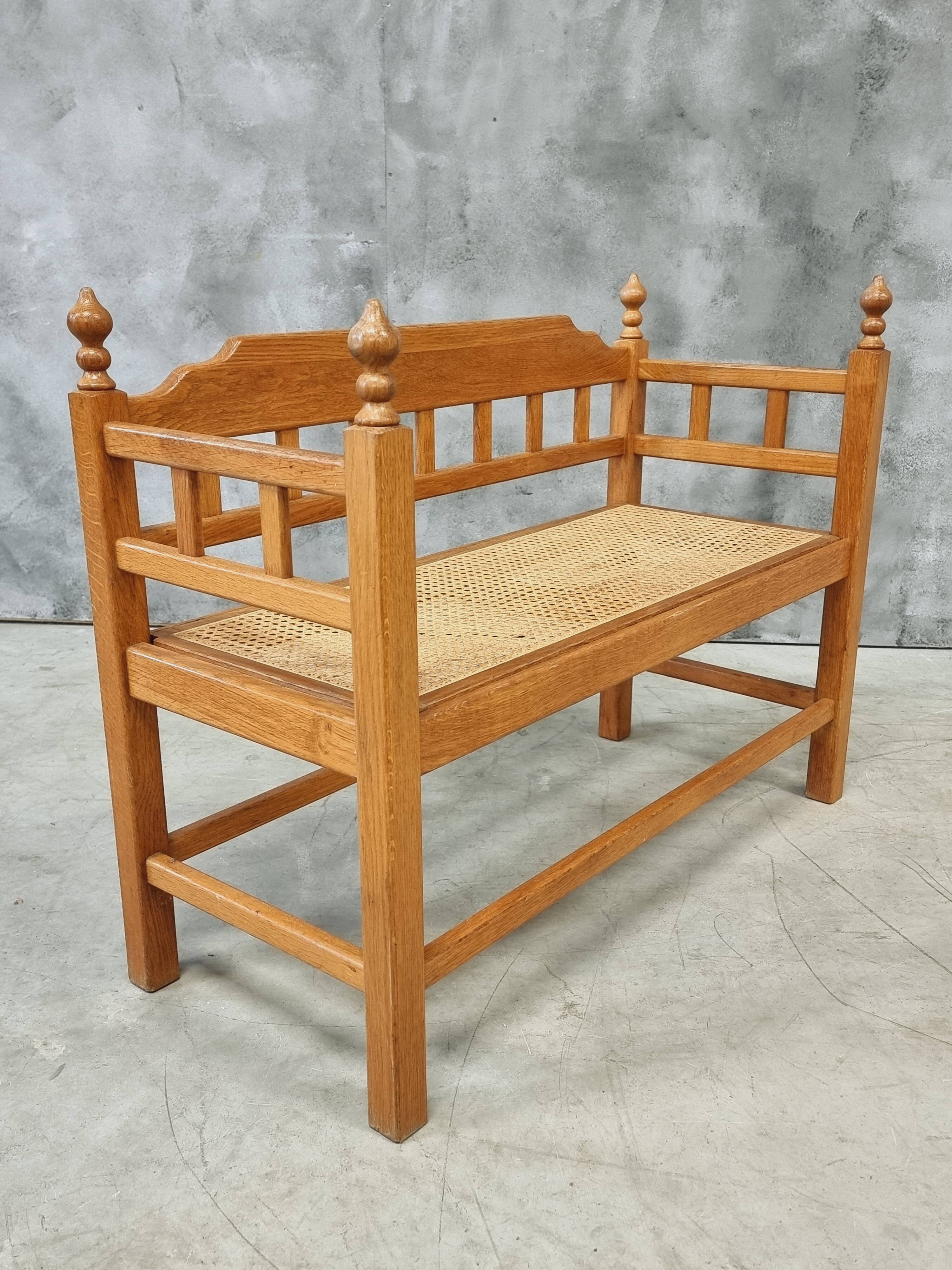 Vintage Oak Entryway Bench with Straps