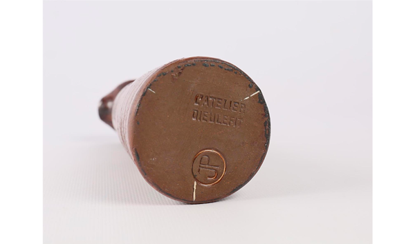 Pichet en terre chamottée Jacques Pouchain pour Atelier Dieulefit