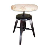 Former screws piano stool