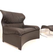 Saporiti Vela Alta leather armchair with ottoman by Giovanni Offredi