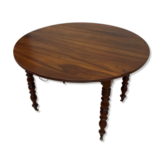 Table ronde en noyer