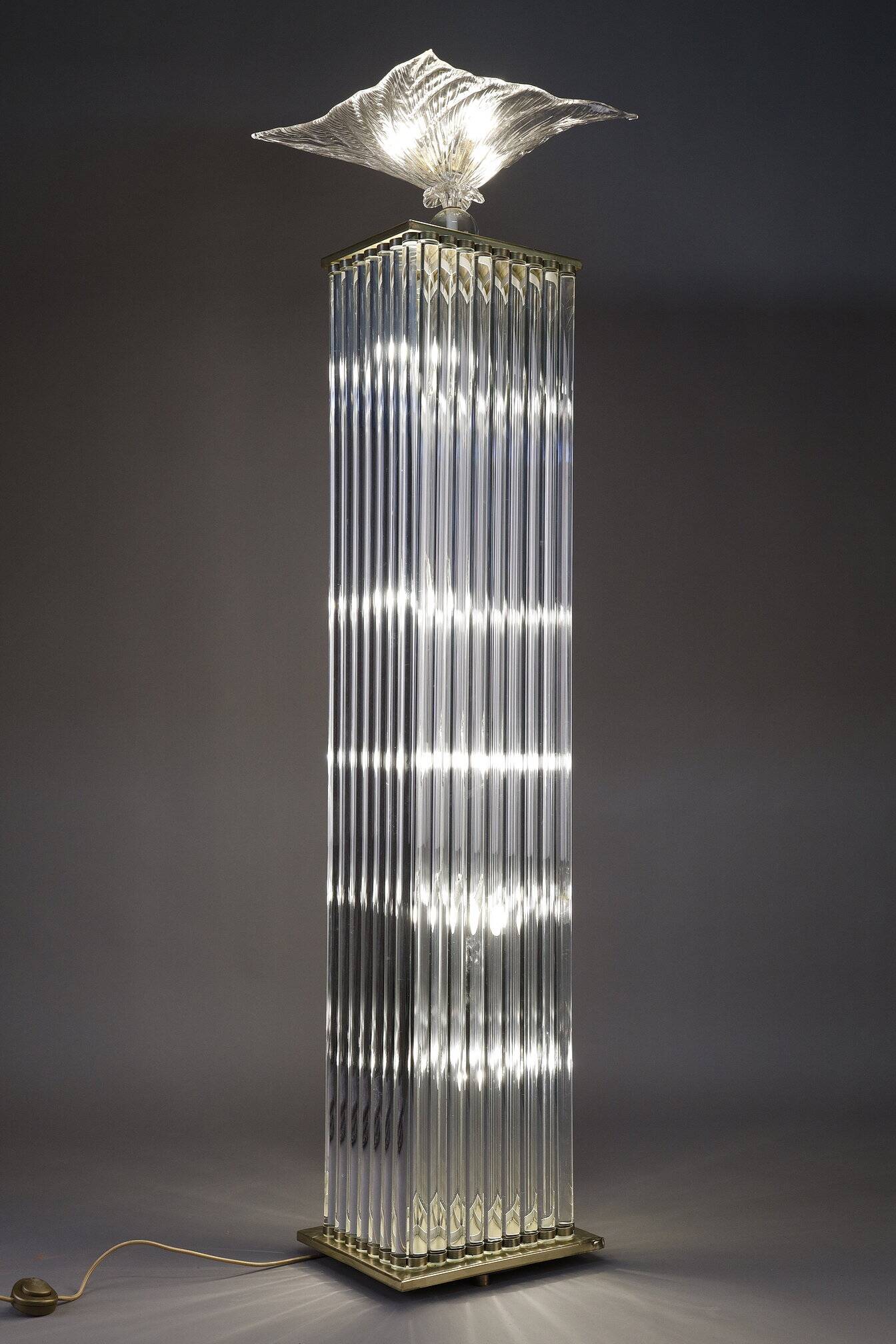 Art Deco style floor lamp made in the 70s in Murano glass