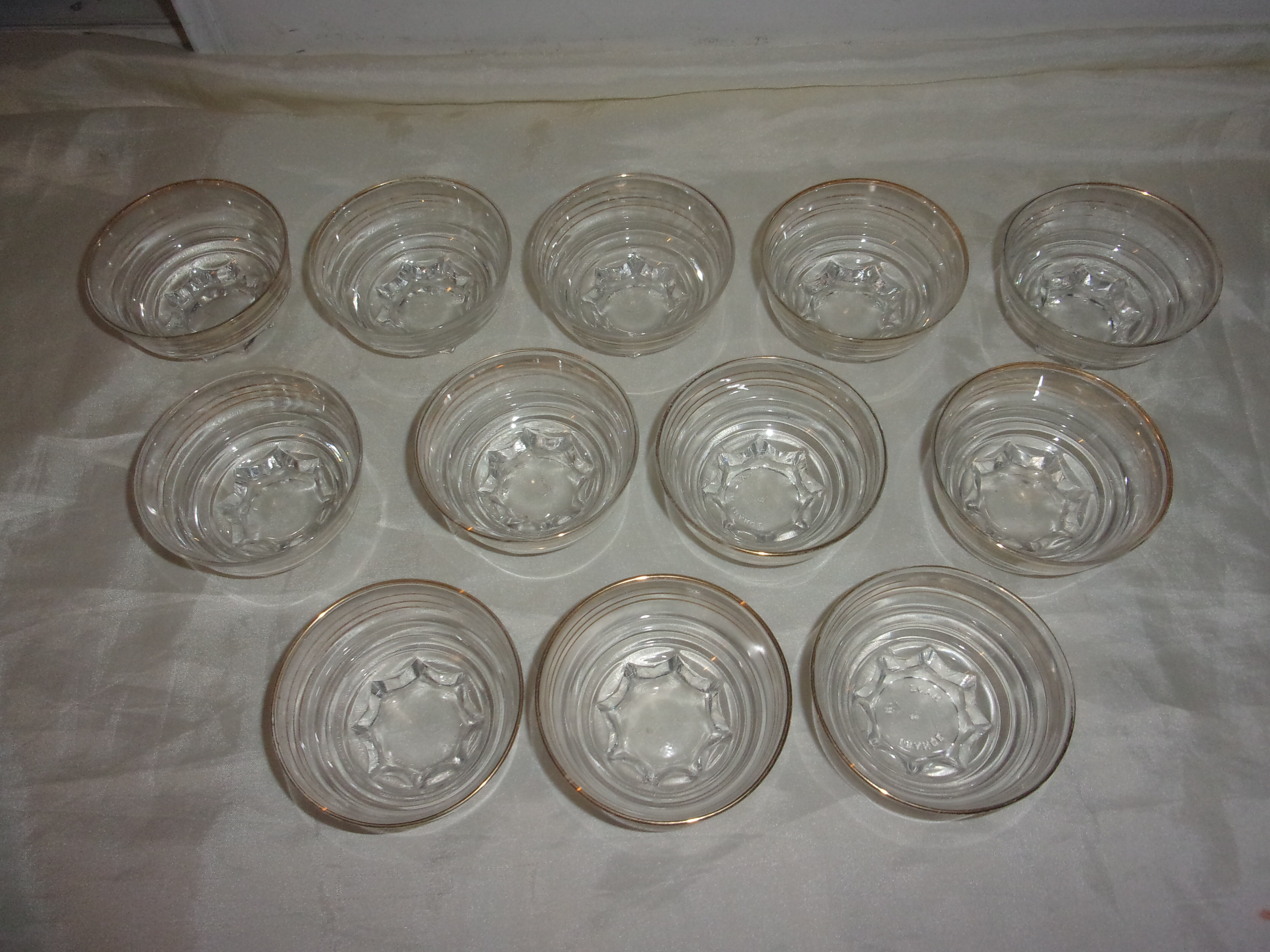 12 champagne glasses year 50