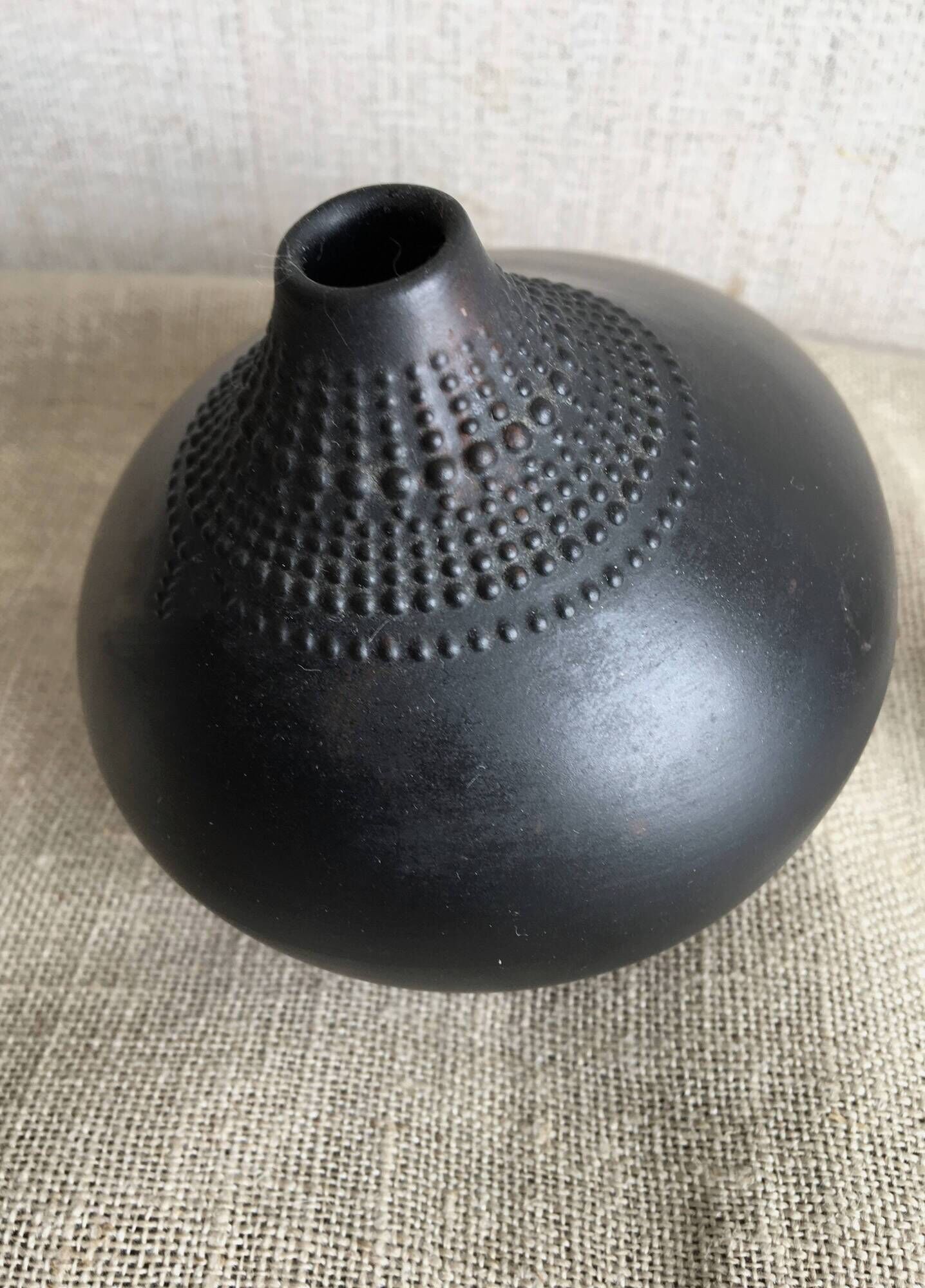 "Pollo" vase designed for the porcelain maker Rosenthal by Tapio Wirkkala (1970s)