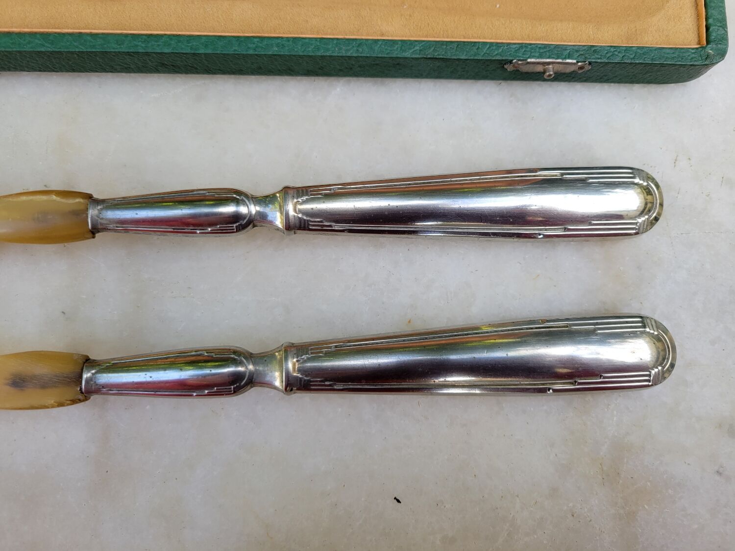 Art Deco salad cutlery in silver-plated metal and horn