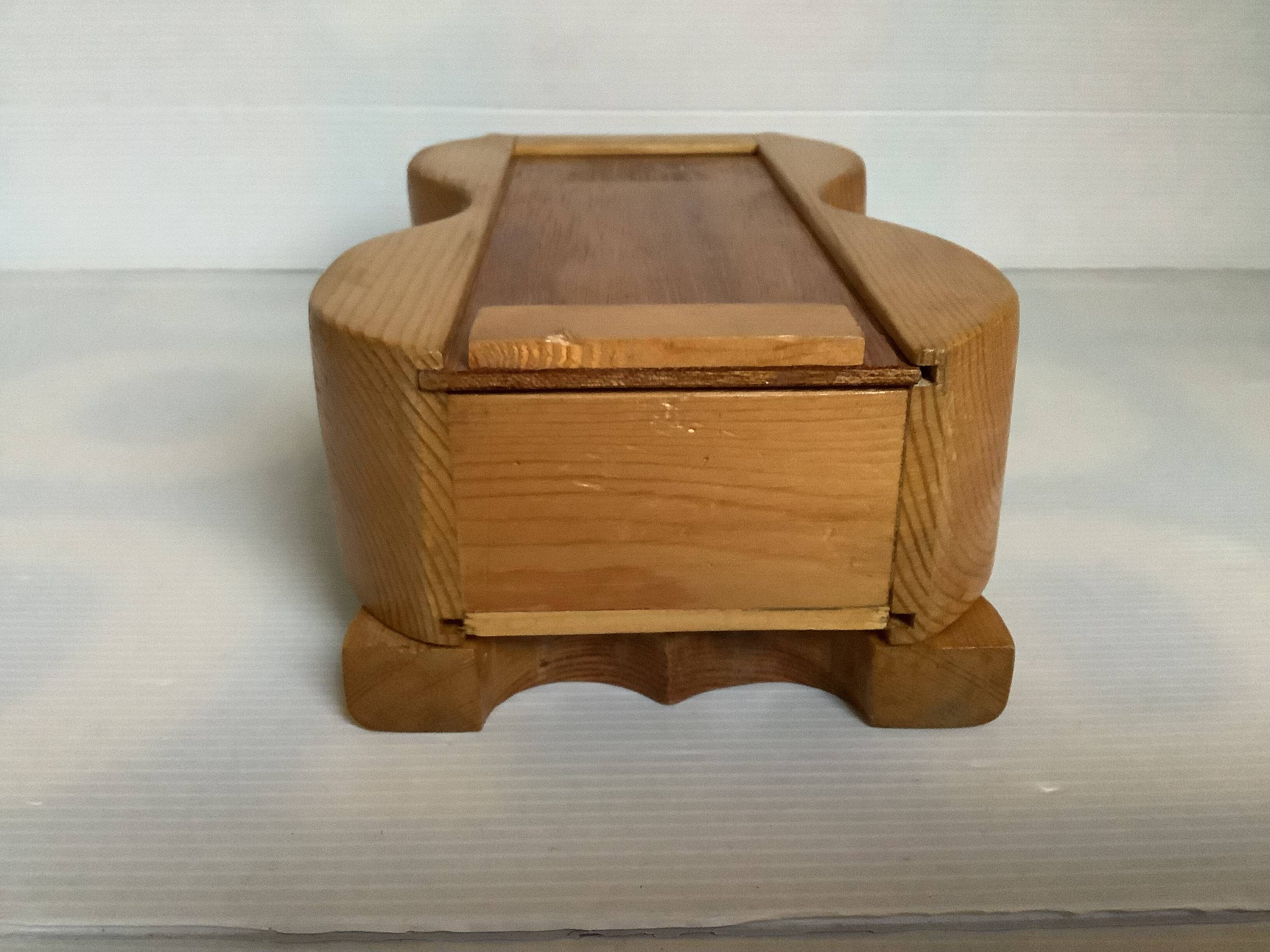 Owl piggy bank made of Scandinavian wood and plexiglass