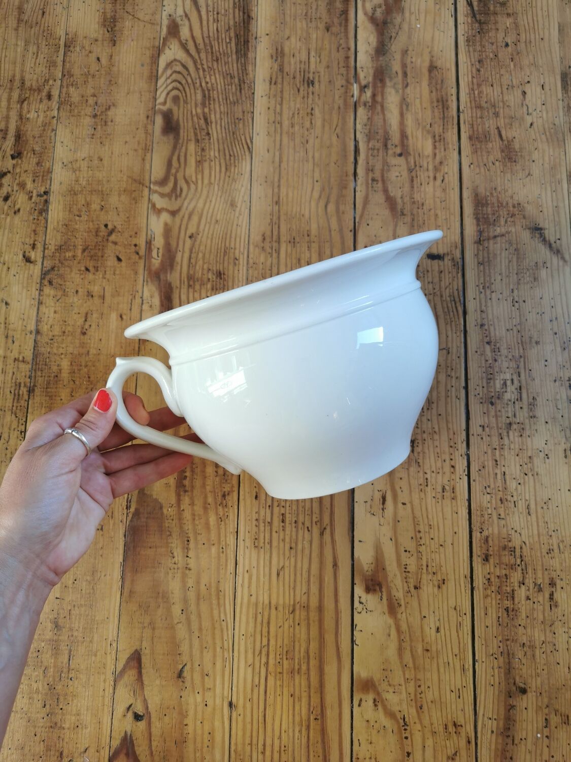 Old Digoin night vase