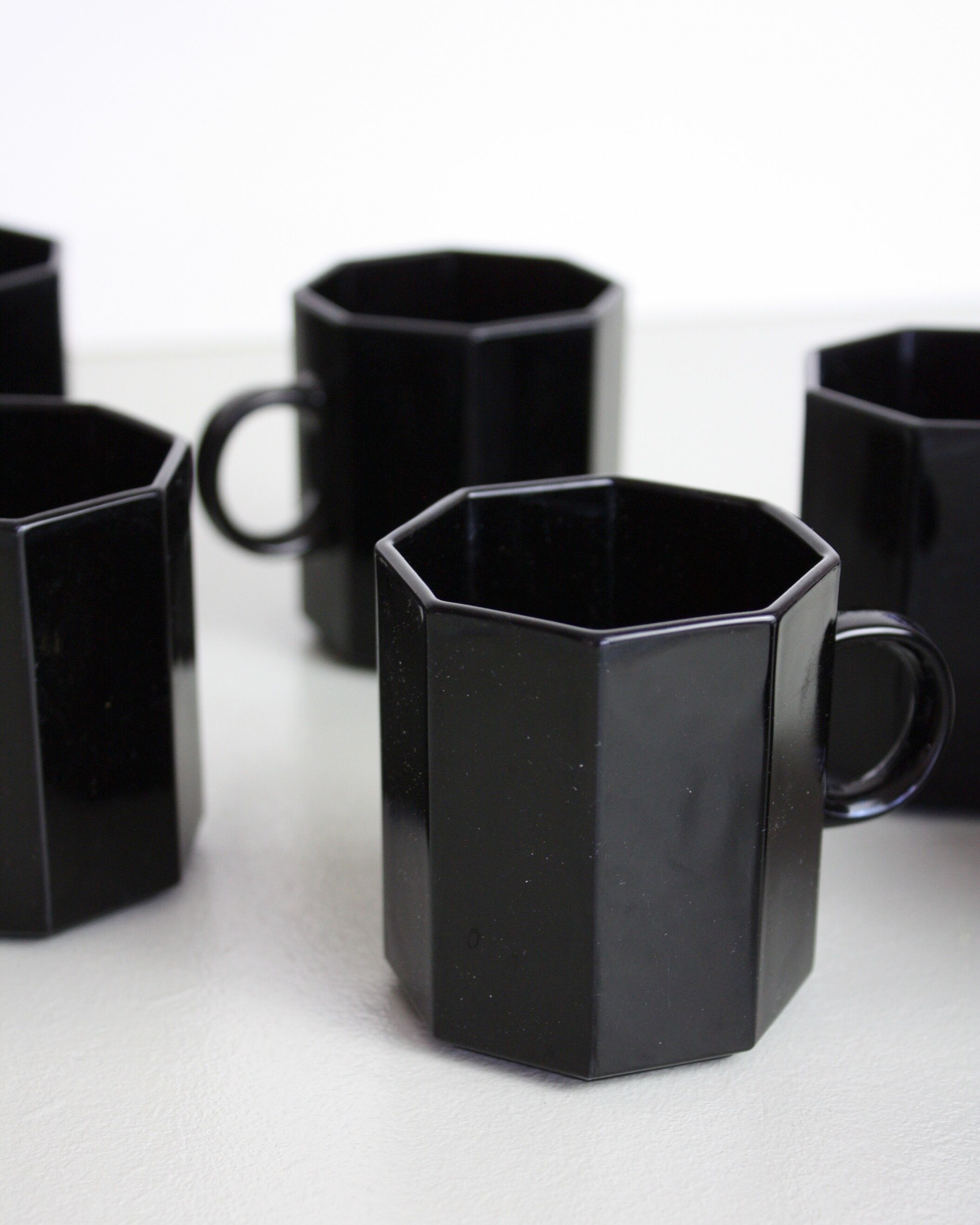 7 black cups Octime Arcoroc Esso collection
