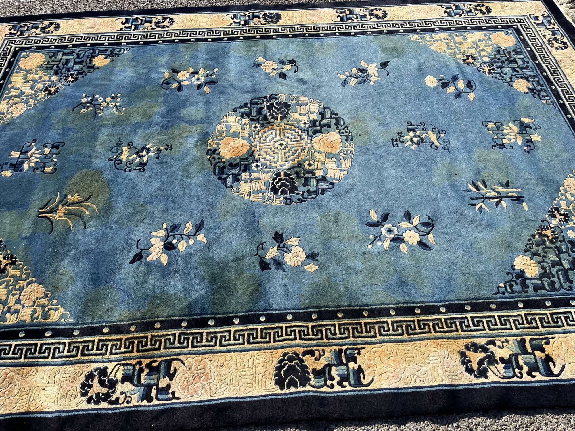 Chinese carpet Pekin antik finish, handmade, 1.82 X 2.72  M