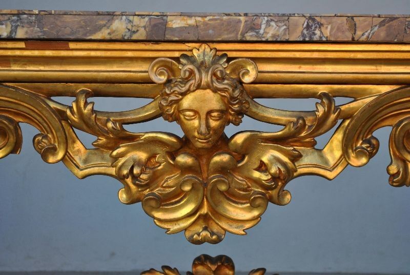 Console rocaille bois doré marbre romain XVIIème
