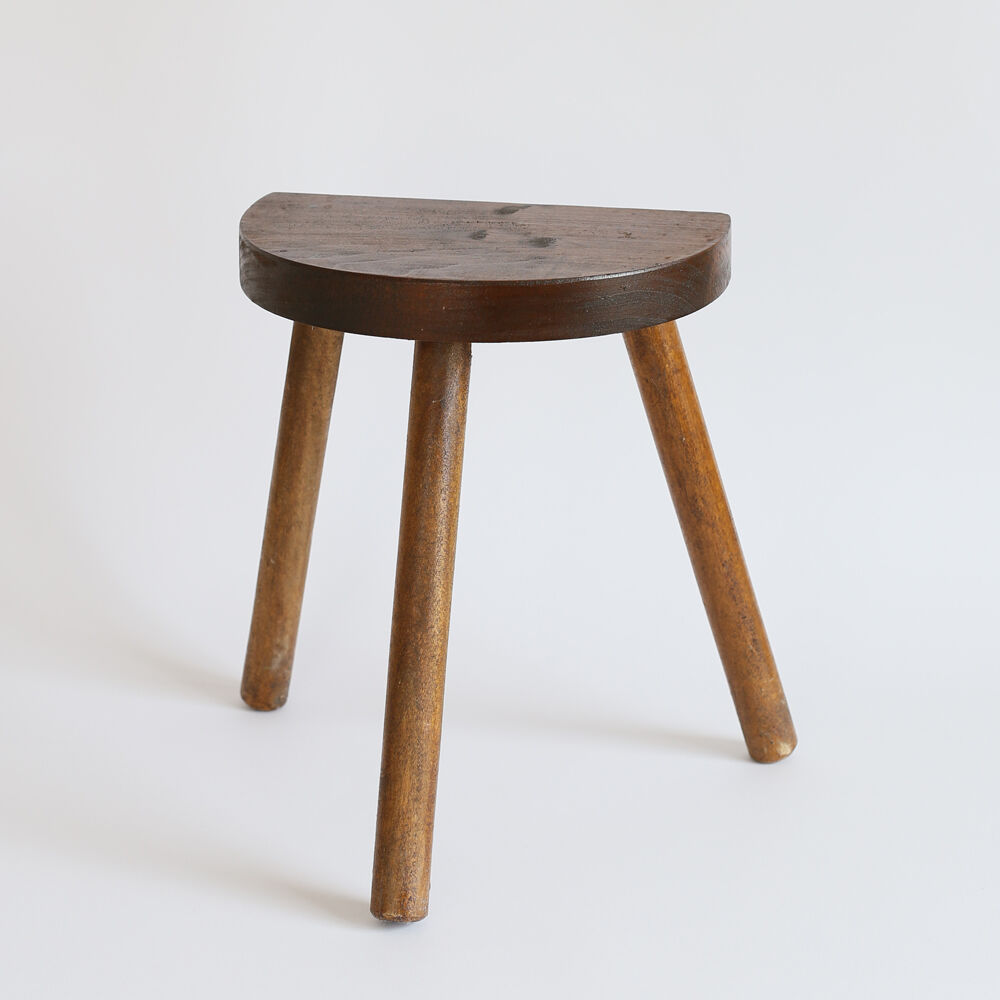 Tripod stool