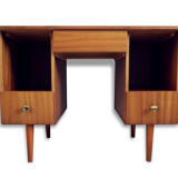 Elegant vintage office