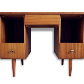 Elegant bureau vintage