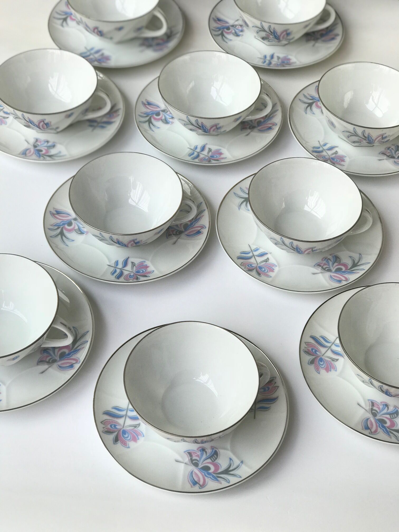 Porcelain tea set 30s