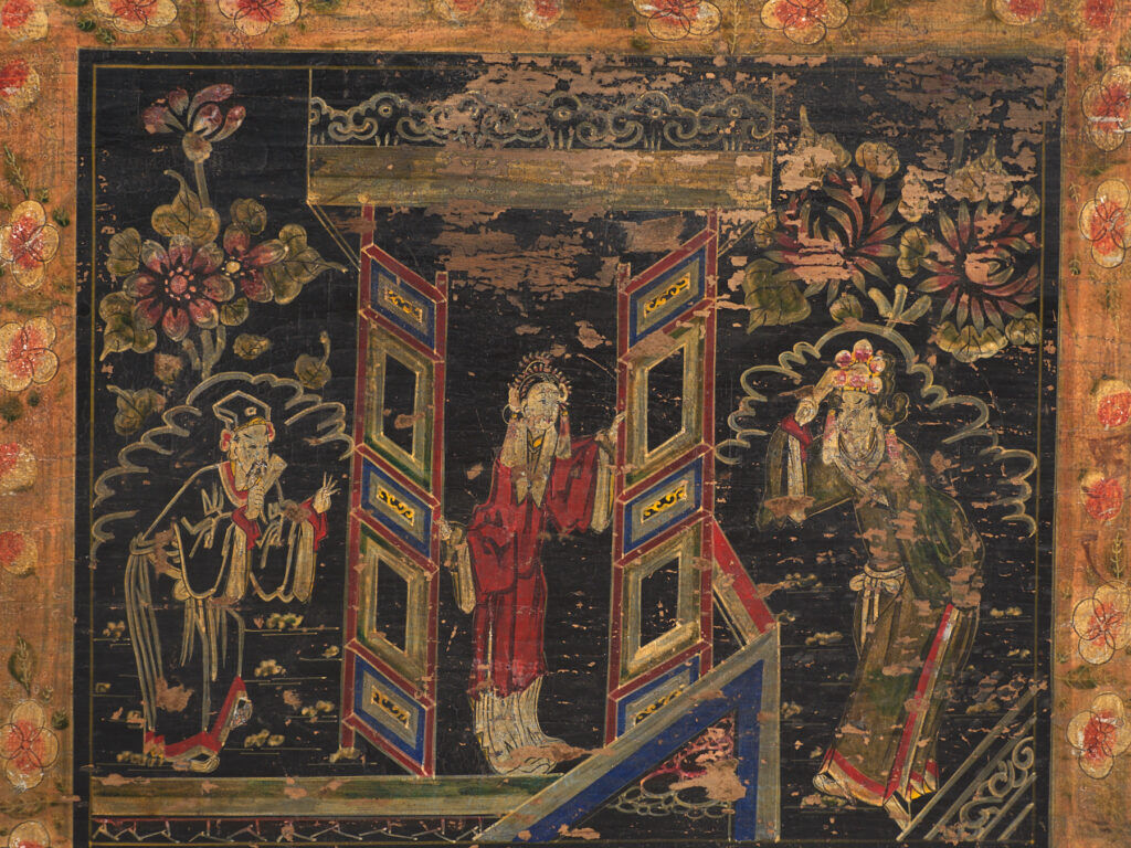 Antique chest painted in pine wood – China, around 1900