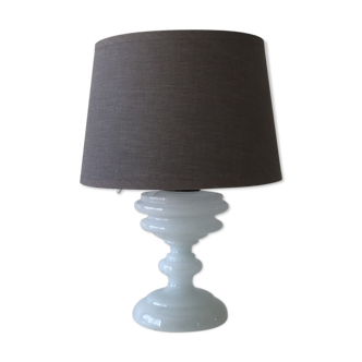 Lampe blanche et grise