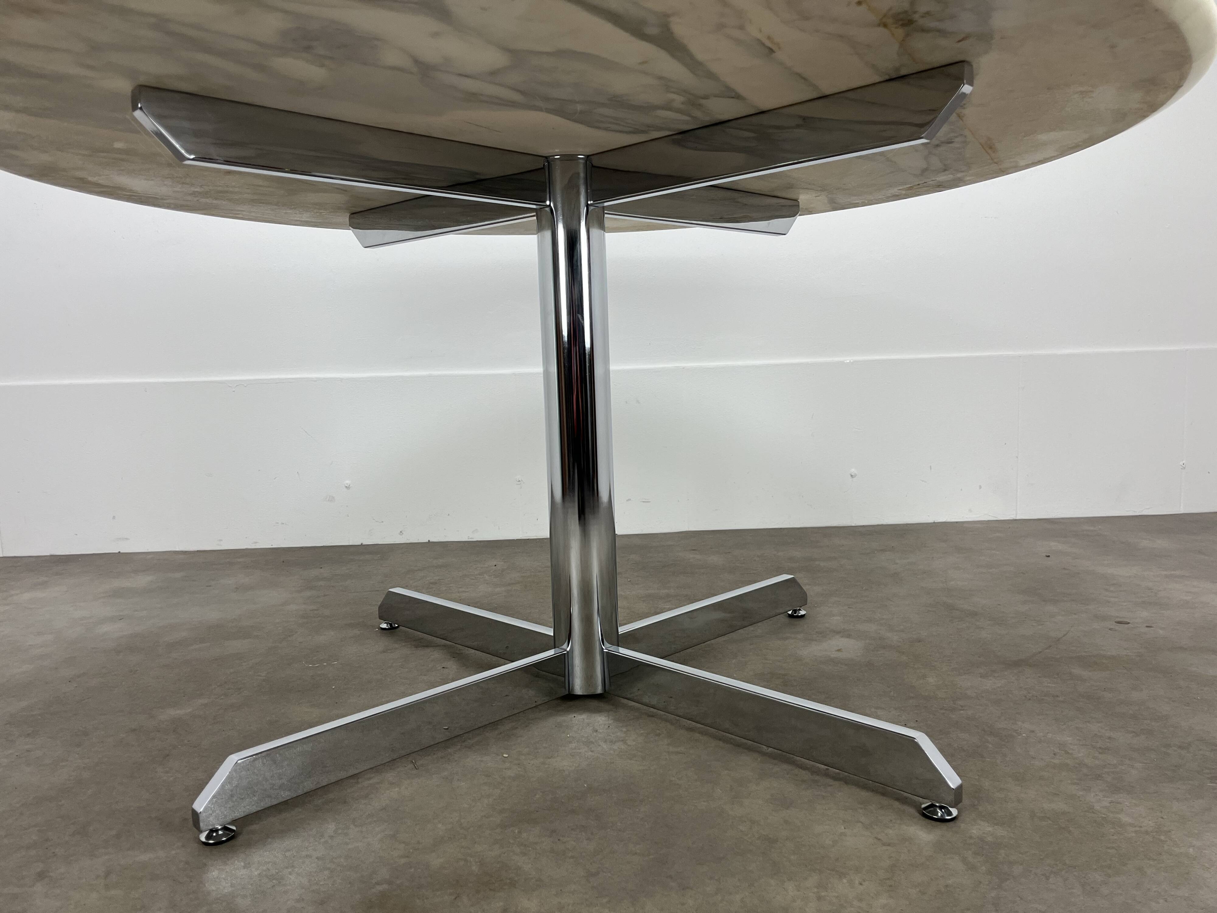 Roche Bobois round marble table for 6 people, 1970s