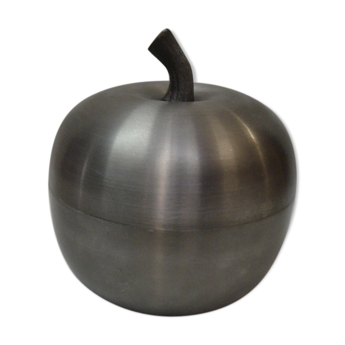 1970 Apple aluminum ice bucket