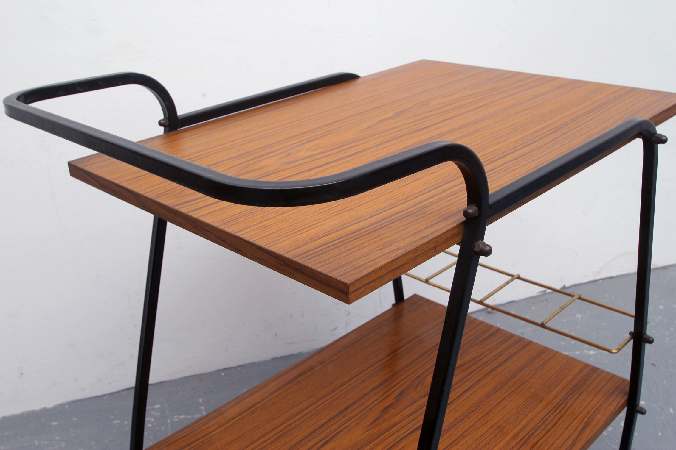 Bar trolley in wooden formica, 1960