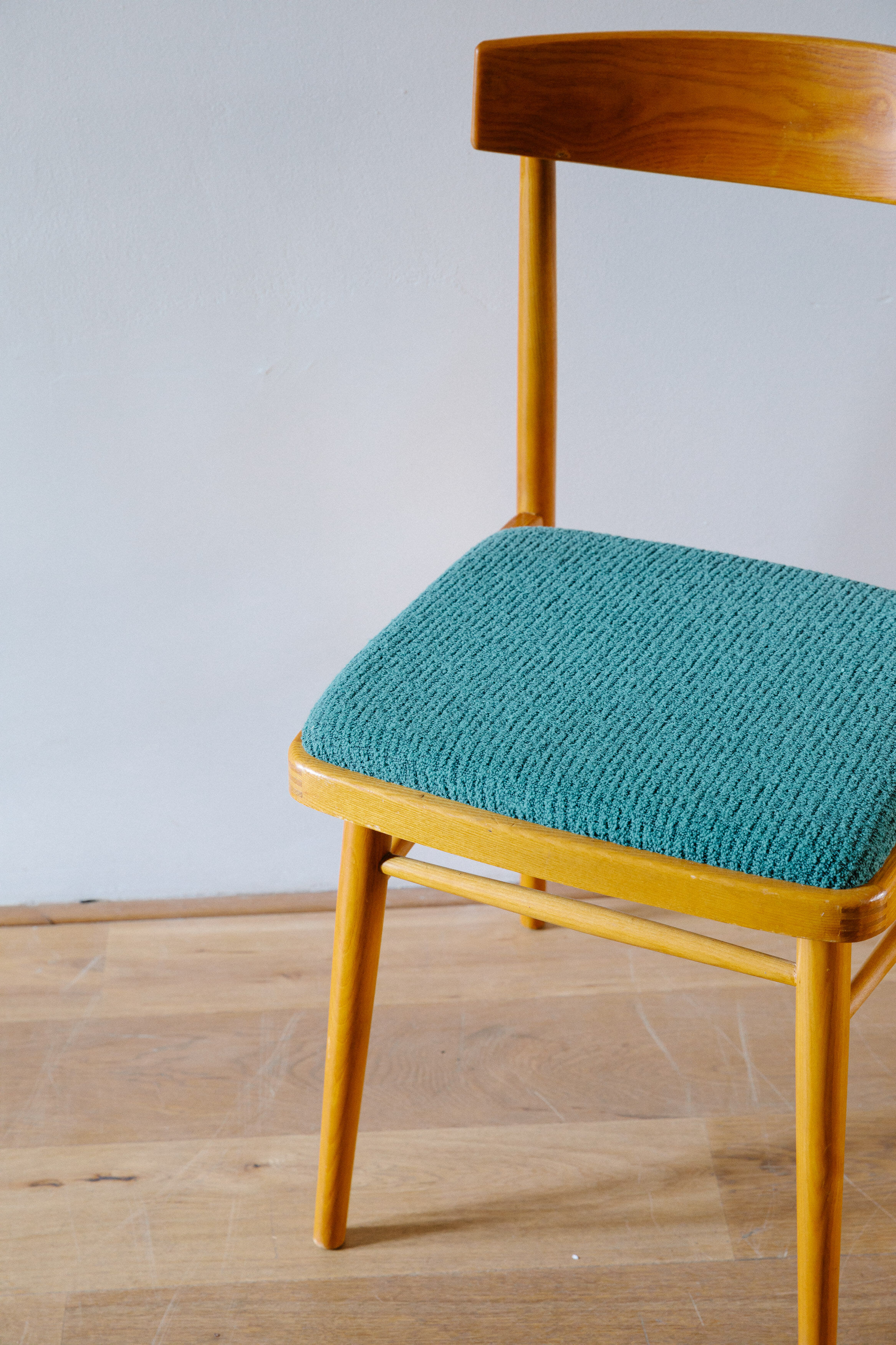 Mid century miroslav navratil dining chairs for thonet/ton