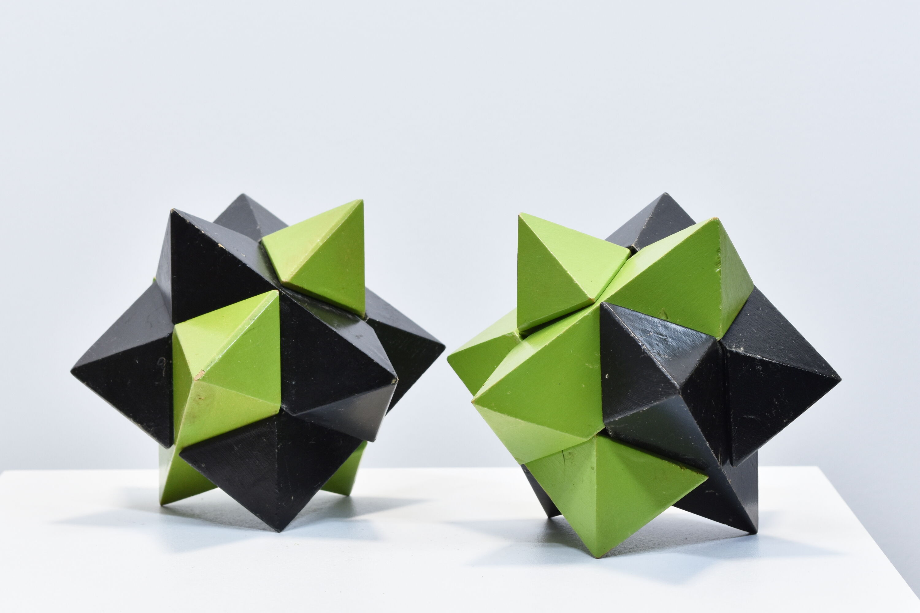 Pair of vintage puzzle stars of Galileo 1970