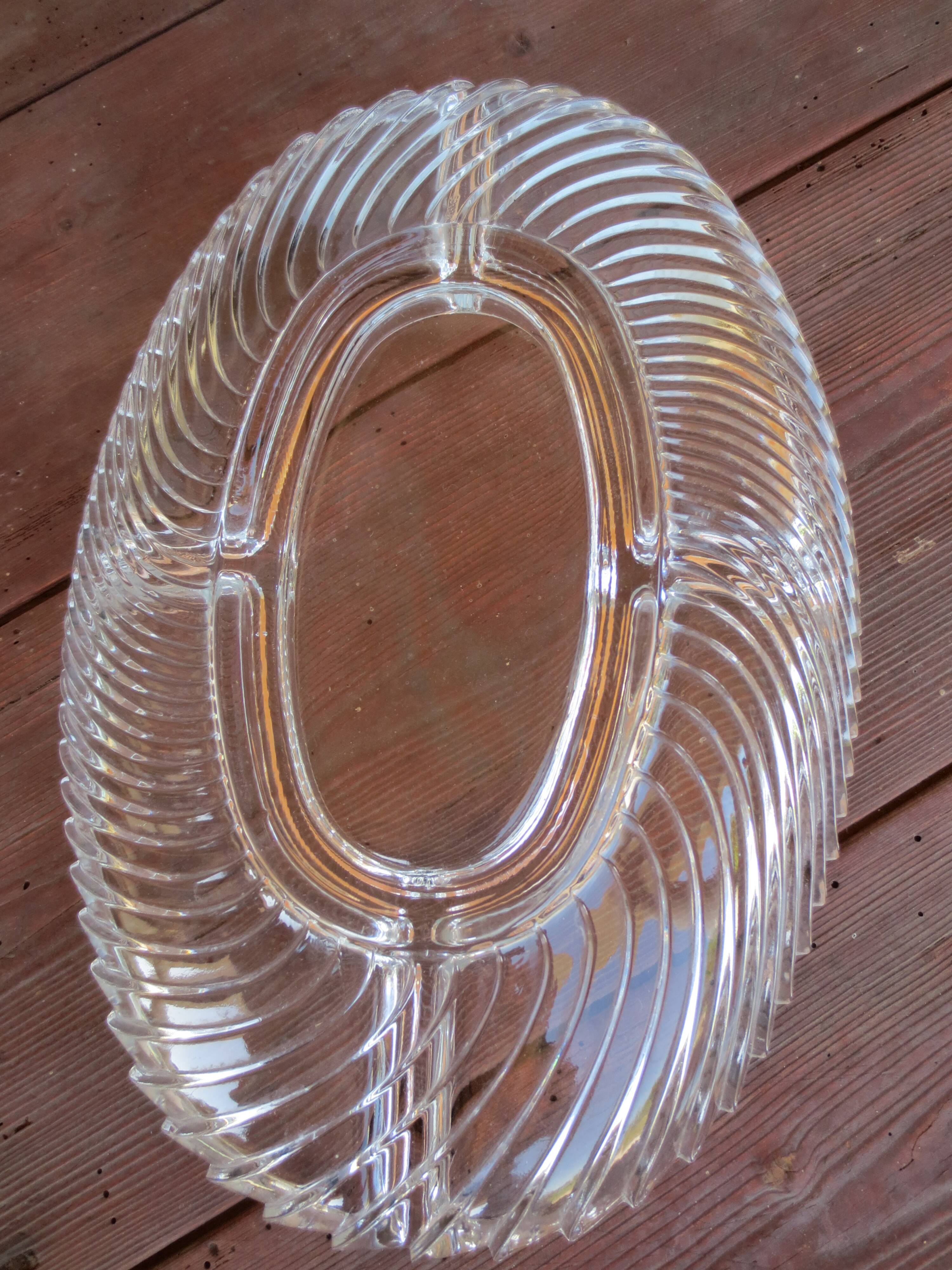 plat ovale à compartiments en verre