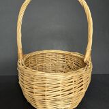 Round wicker basket
