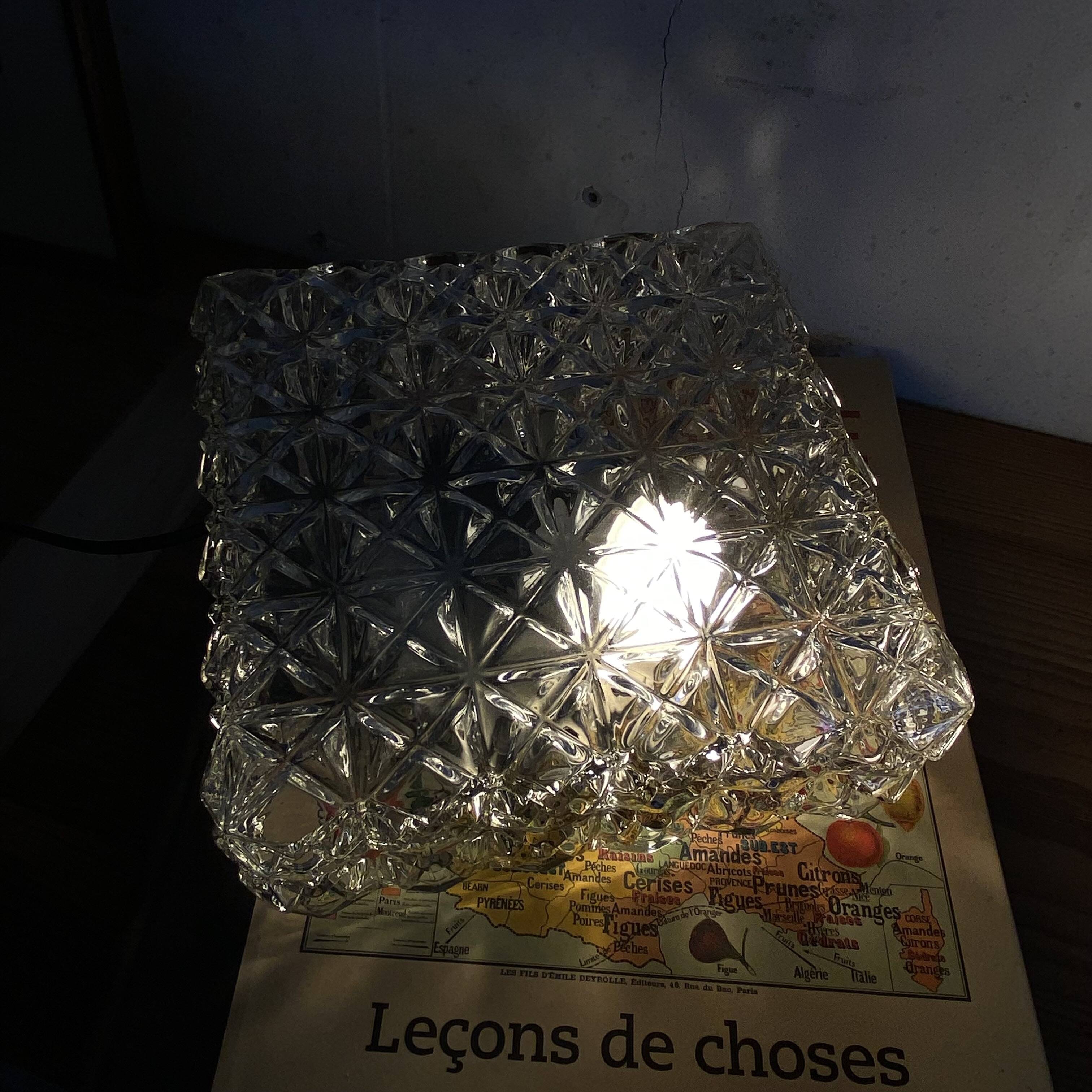 Square wall light or ceiling light in transparent glass, vintage fixture.