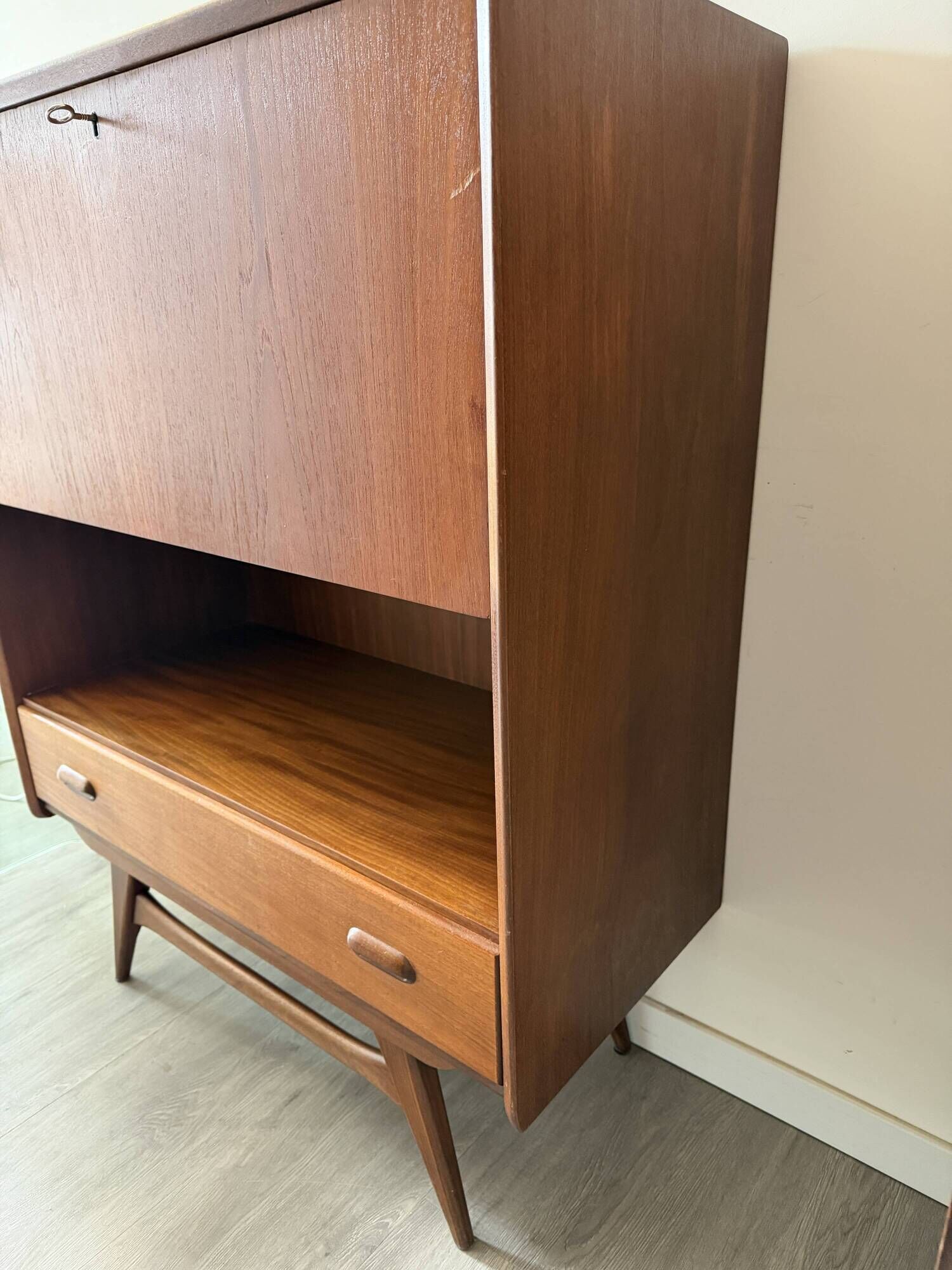 Louis van Teefelen for Webé cabinet
