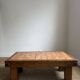 Table basse brutaliste