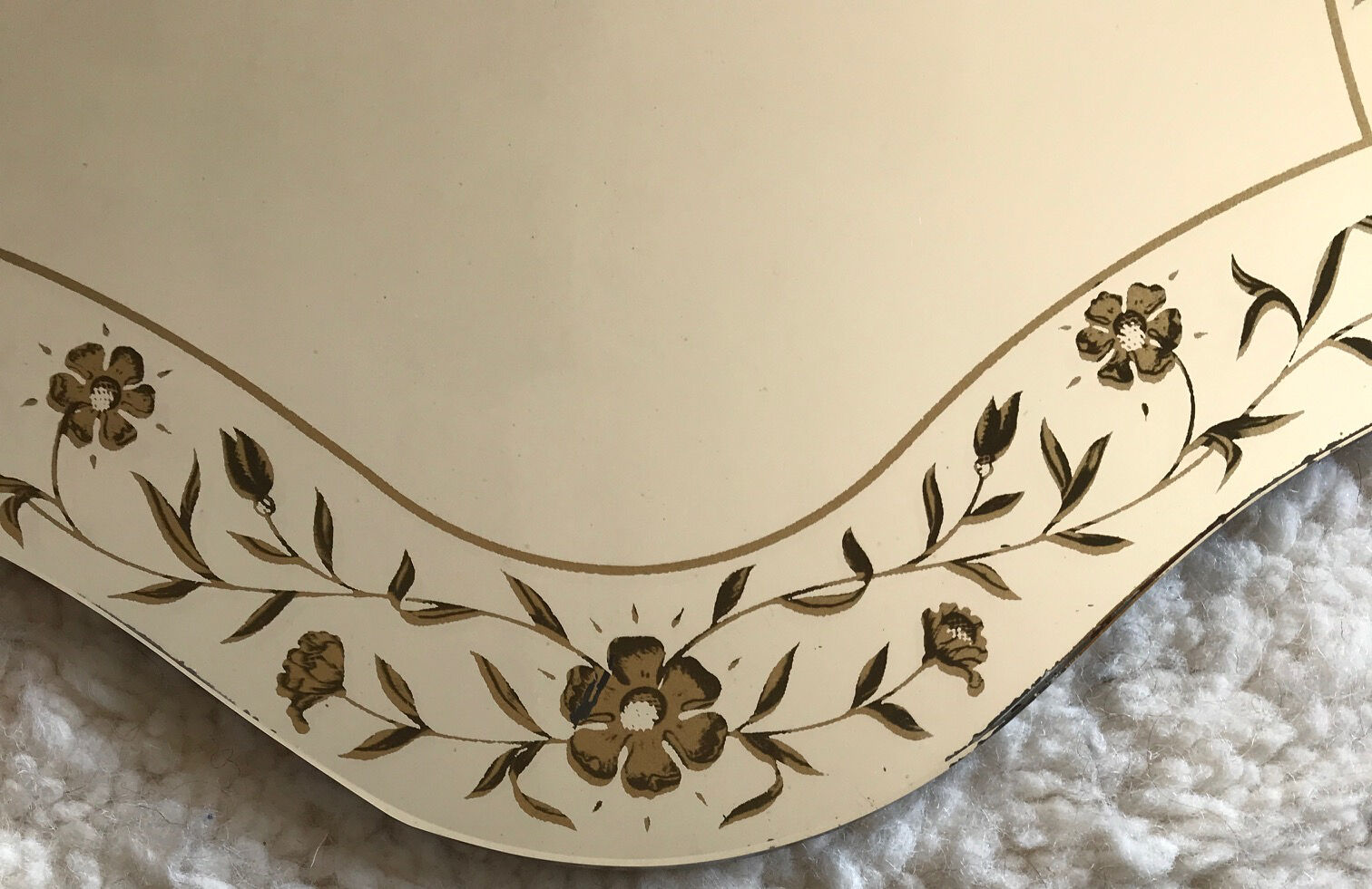 Venetian-style mirror decorated with flowers - 1950s 49x66cm
