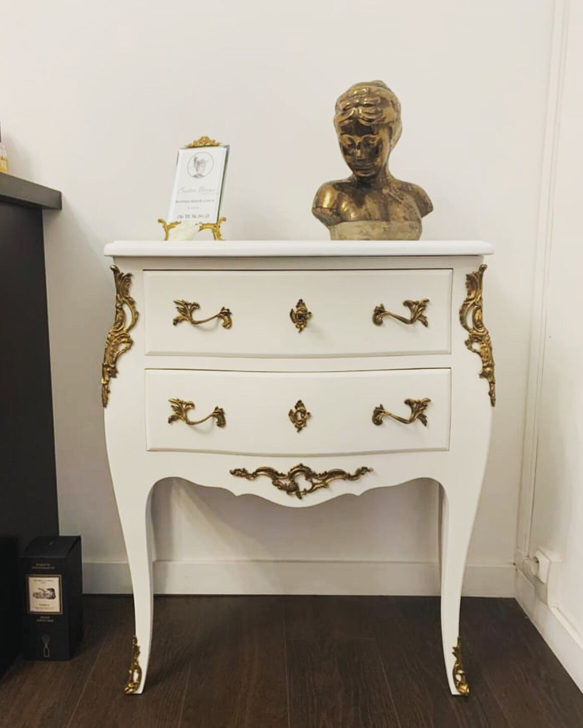 Louis XV chest of drawers