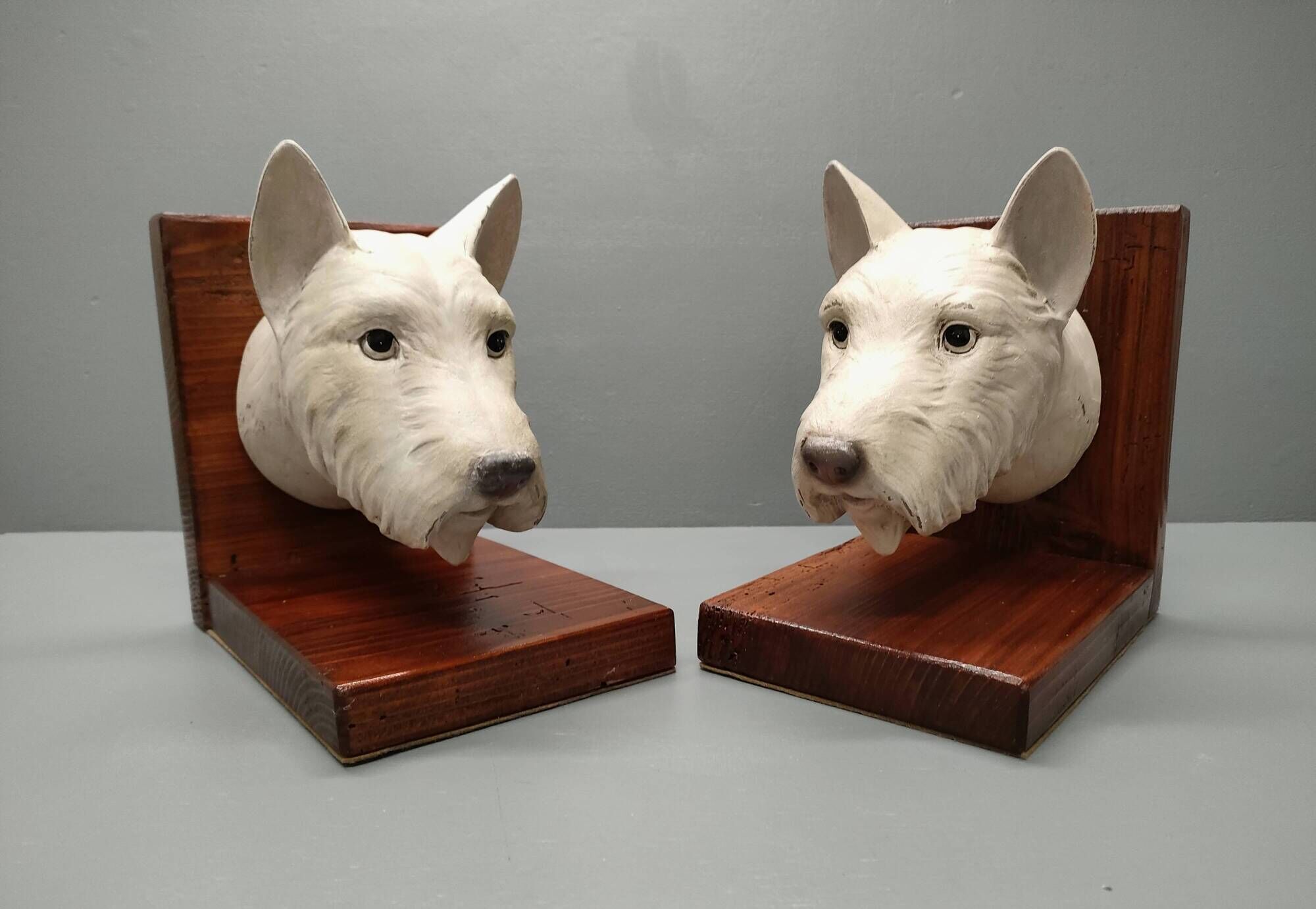 Dog head bookends ~ composite resin ~ vintage from the 70s/80s ~ england
