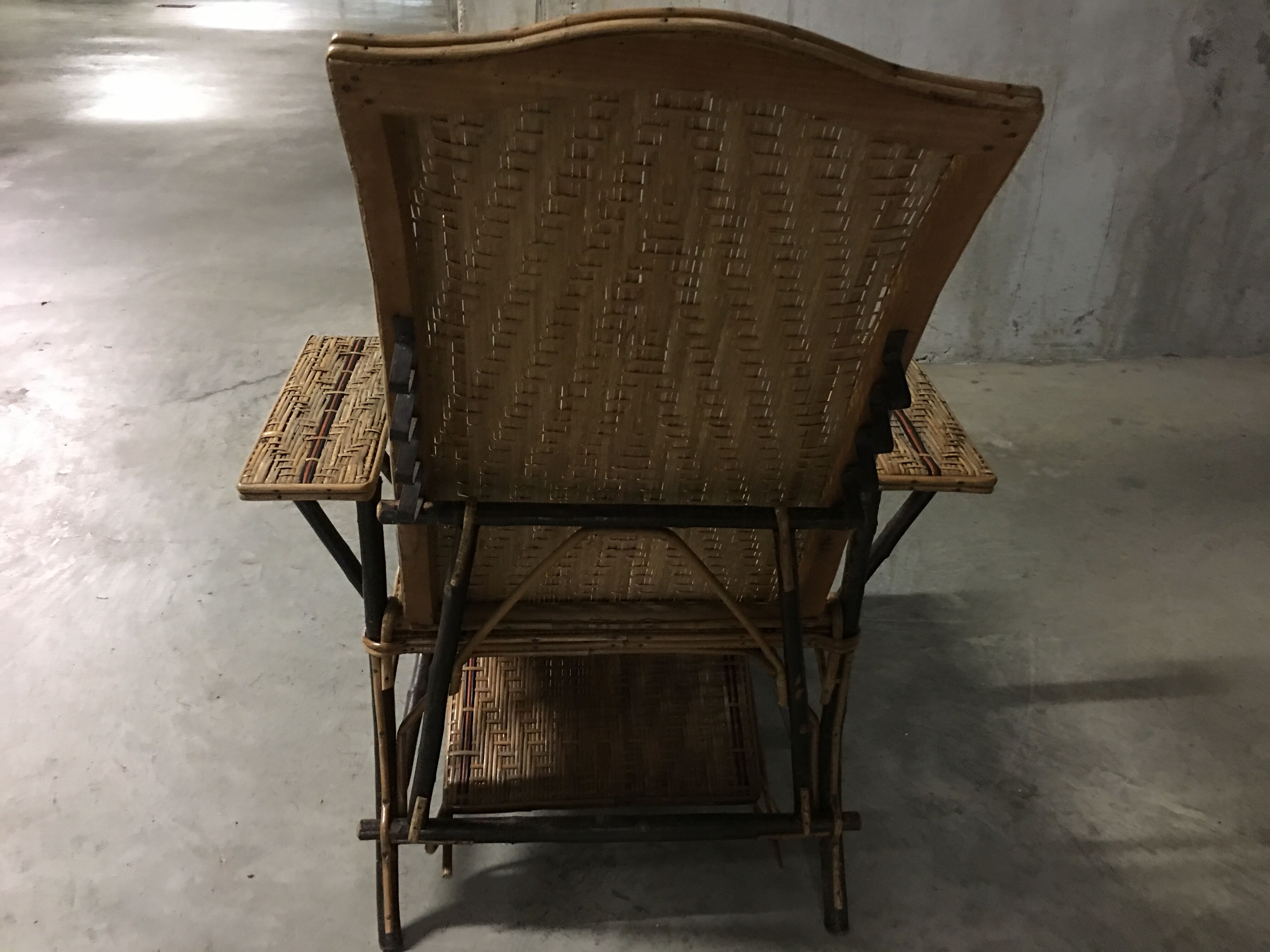 Lounge chair 60s rattan
