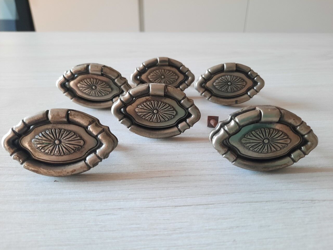 Set of 6 drawer handles