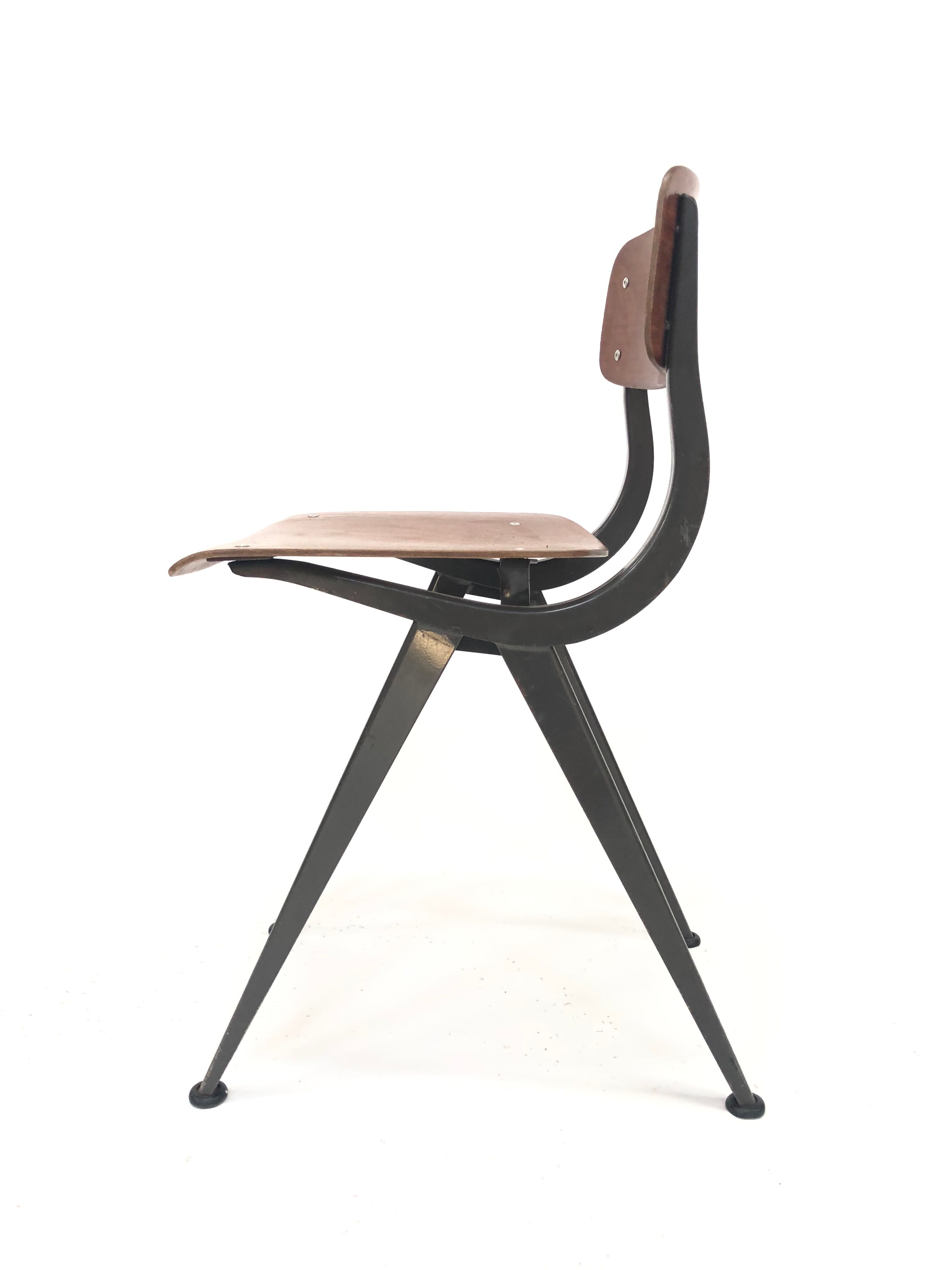 Marko Holland chair