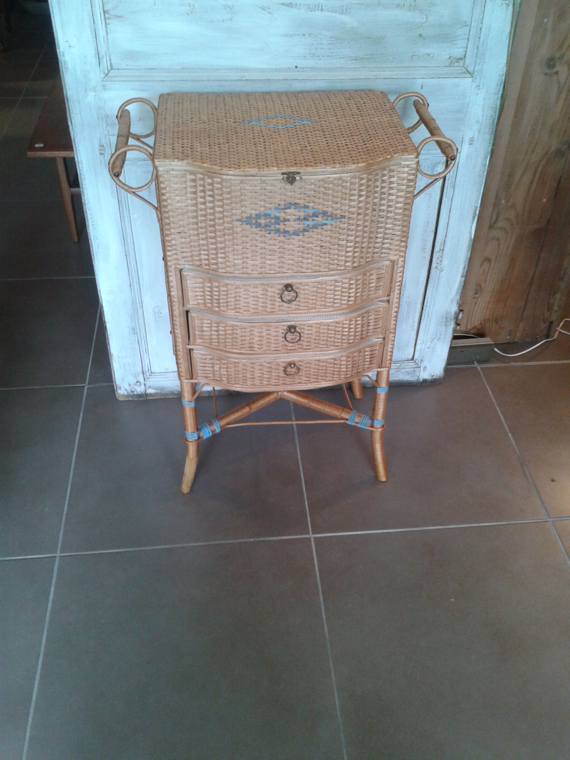 Small sewing rattan furniture
