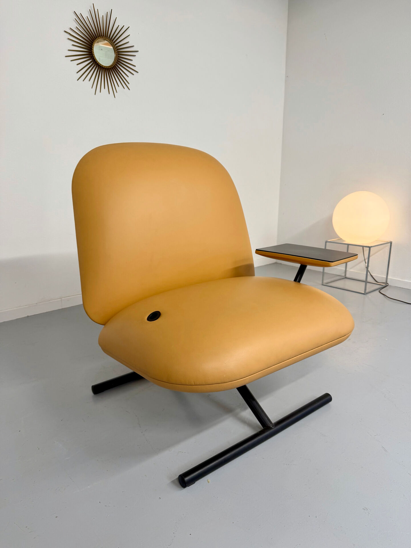 Touch armchair design by Jean Nouvel Poltrona Frau – circa 2000 vintage
