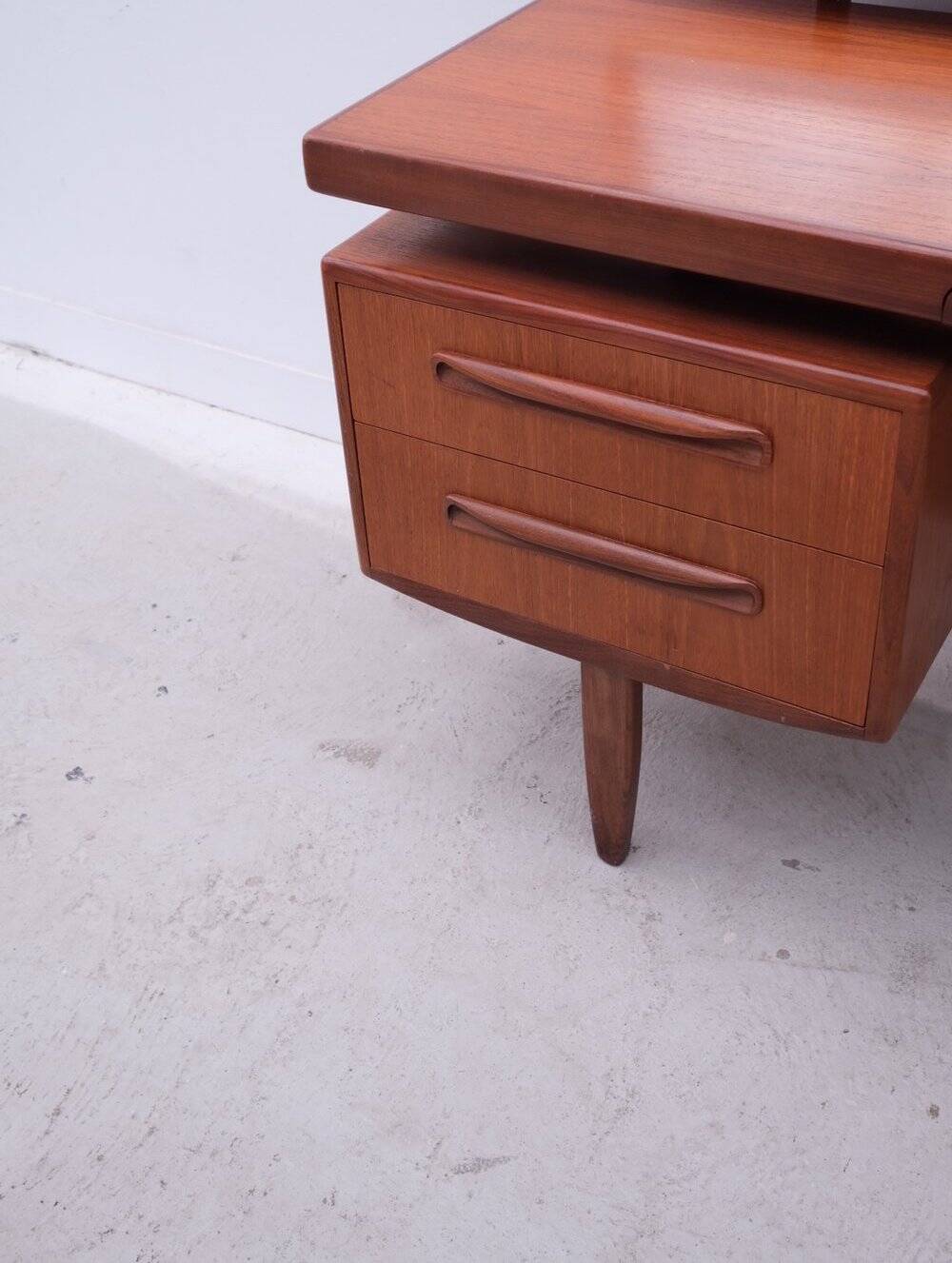 Teak desk by Victor Wilkins for G-Plan in Scandinavian style, 1960