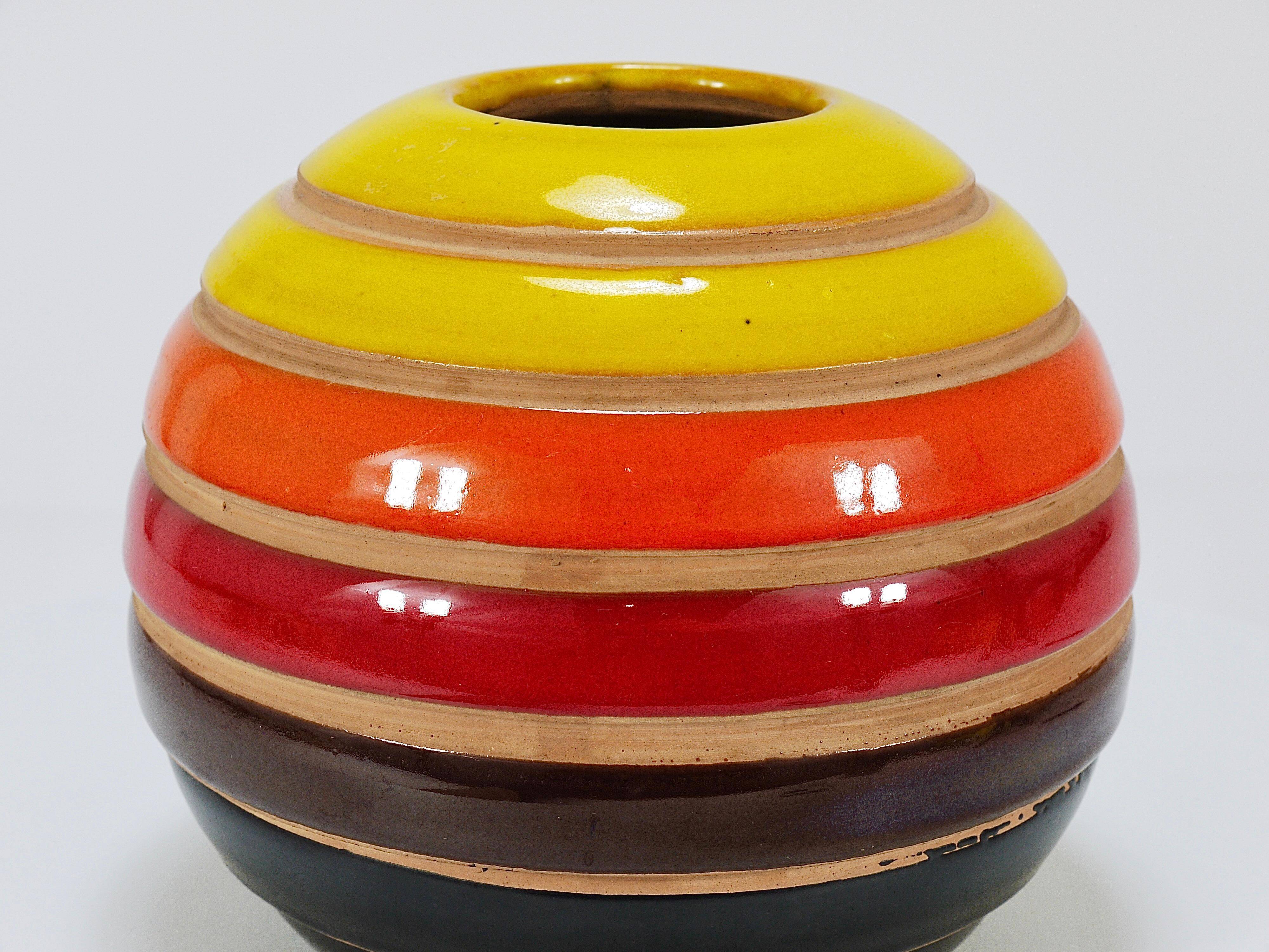 Vase boule en céramique rayé Aldo Londi Bitossi, Italie, 1960s