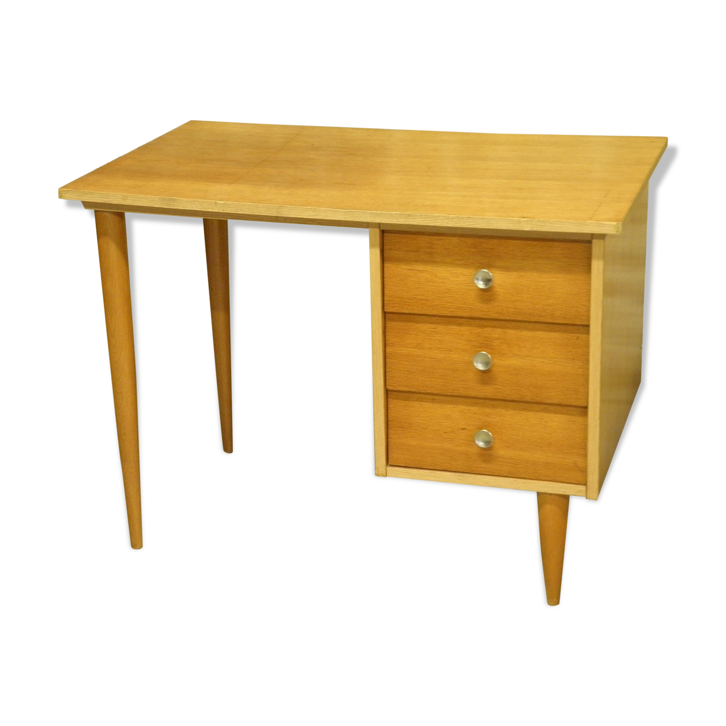 Desk 3 drawers spindles feet