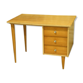 Desk 3 drawers spindles feet