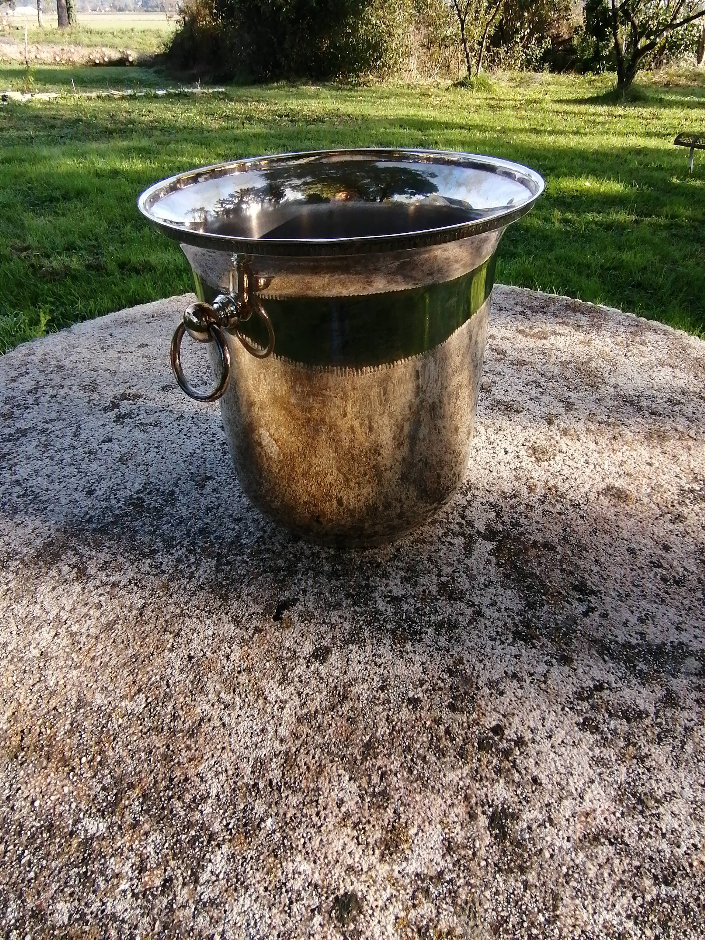 Silver metal champagne bucket