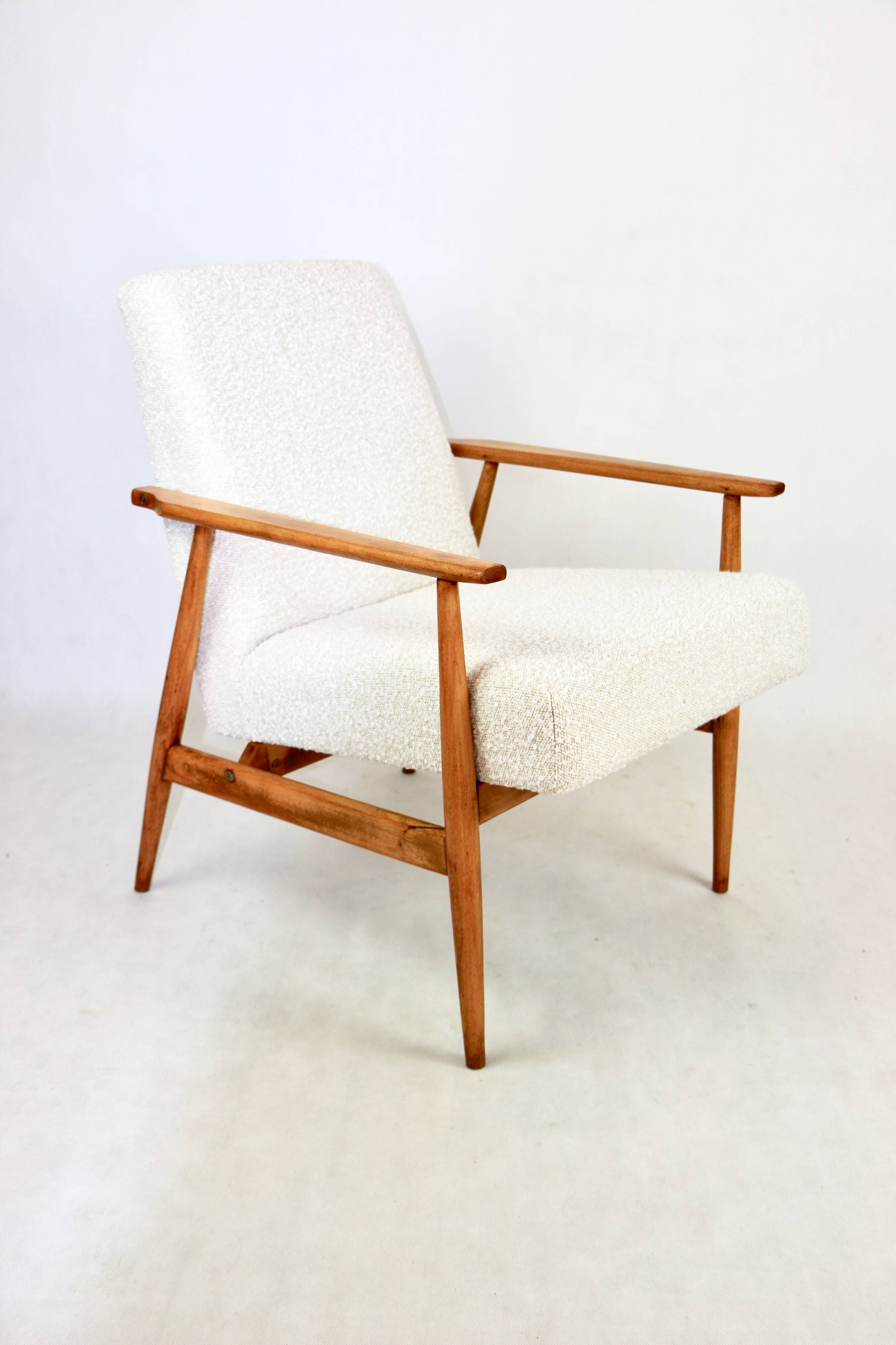 Armchair 'Lis', 1970s, white boucle, design by Henryk Lis - natural beech wood