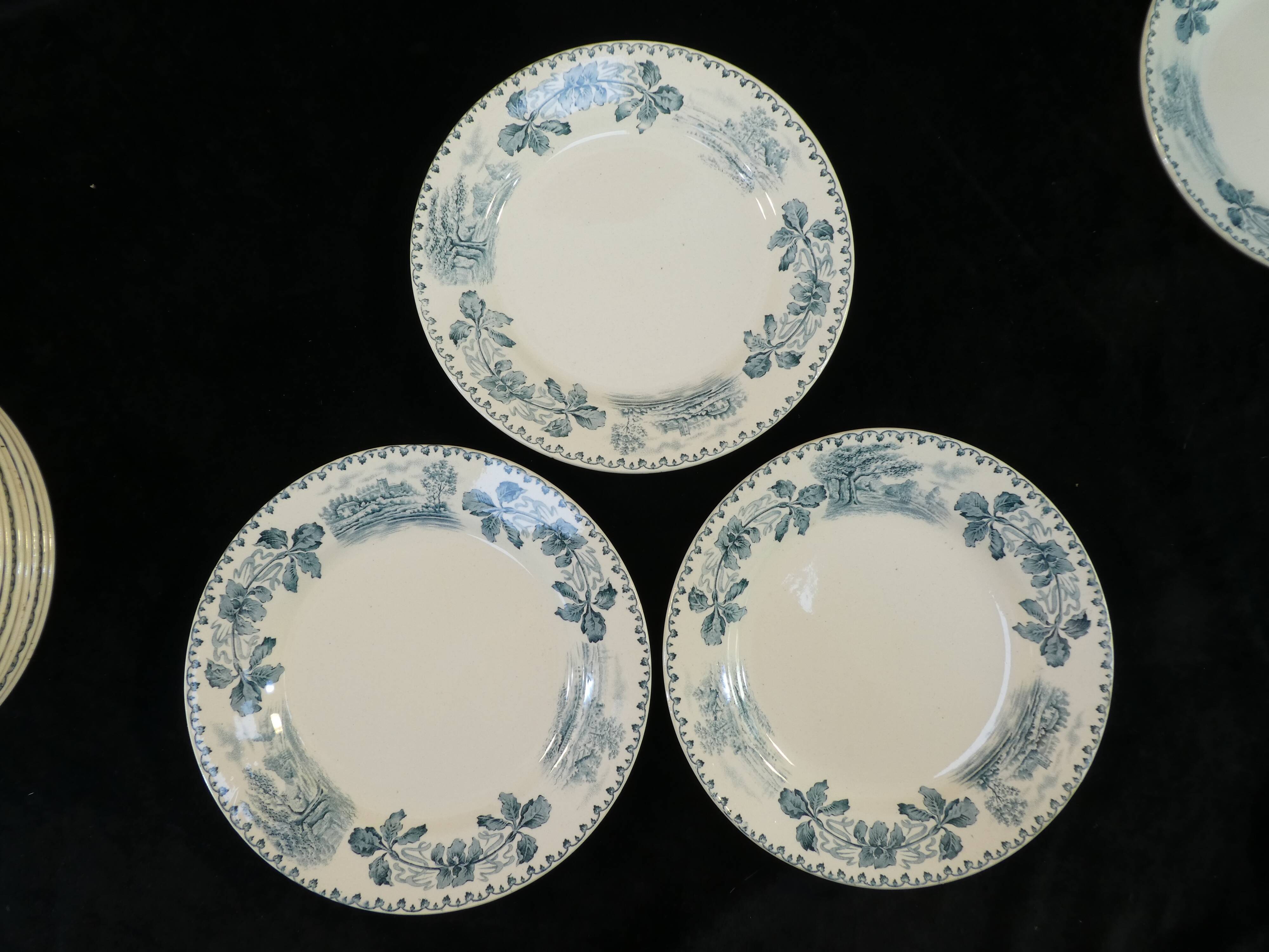 12 flat earthenware plates terre de fer bocage