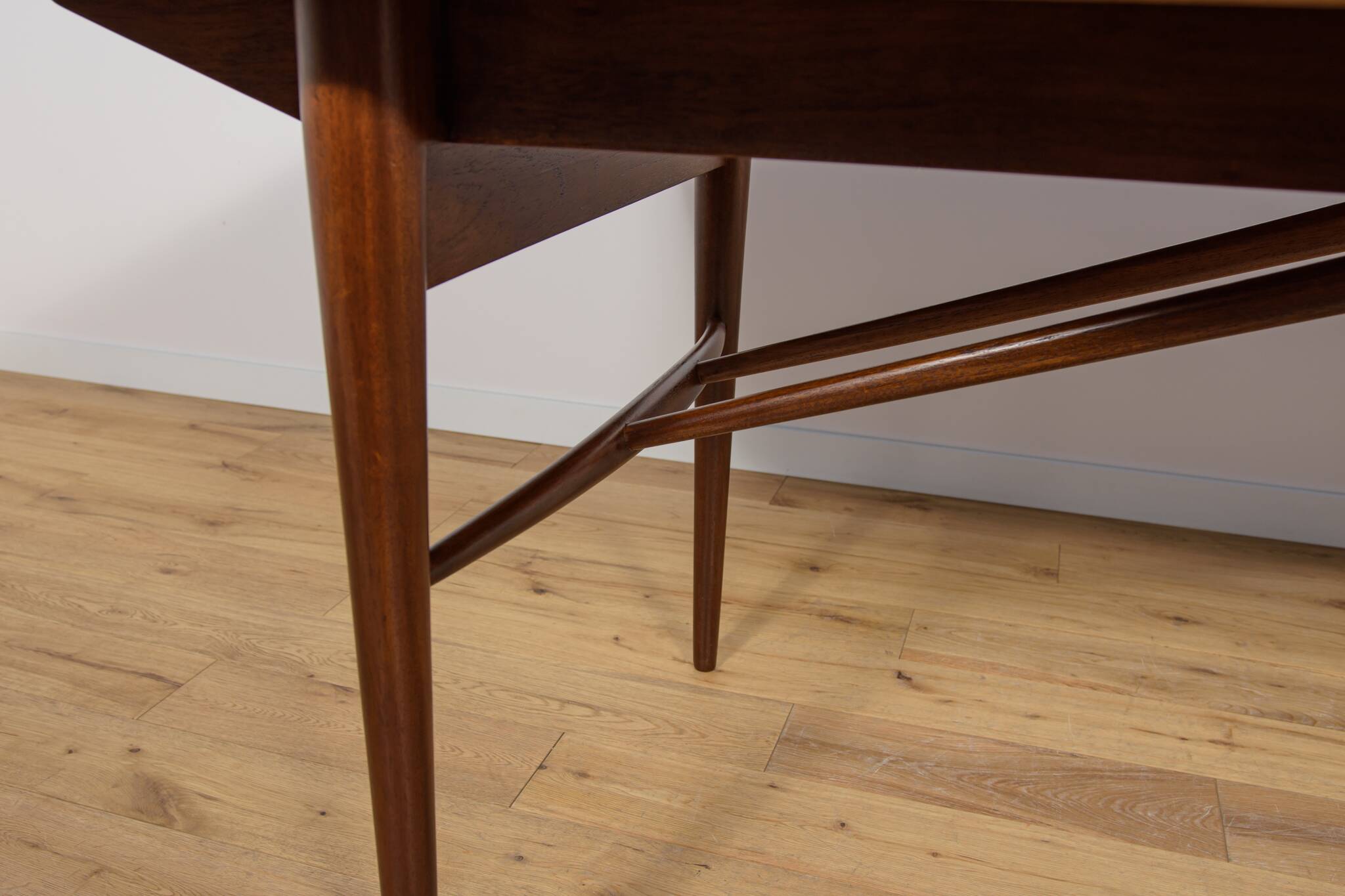 Mid-Century Rosewood Dining Table Table by Robert Heritage for Archie Shine, United Knigdom, 1950s