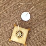 Suspension in pale yellow opaline